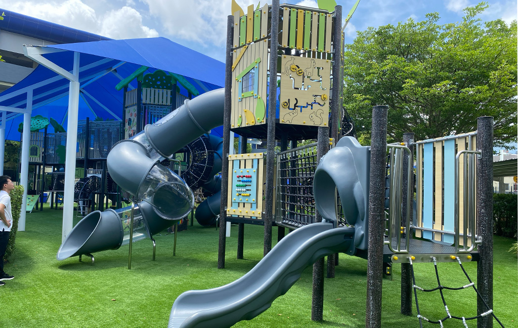outdoor playground equipment